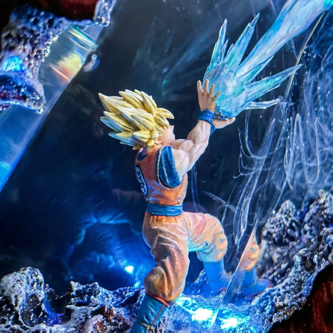 Anime inspired resin lamp